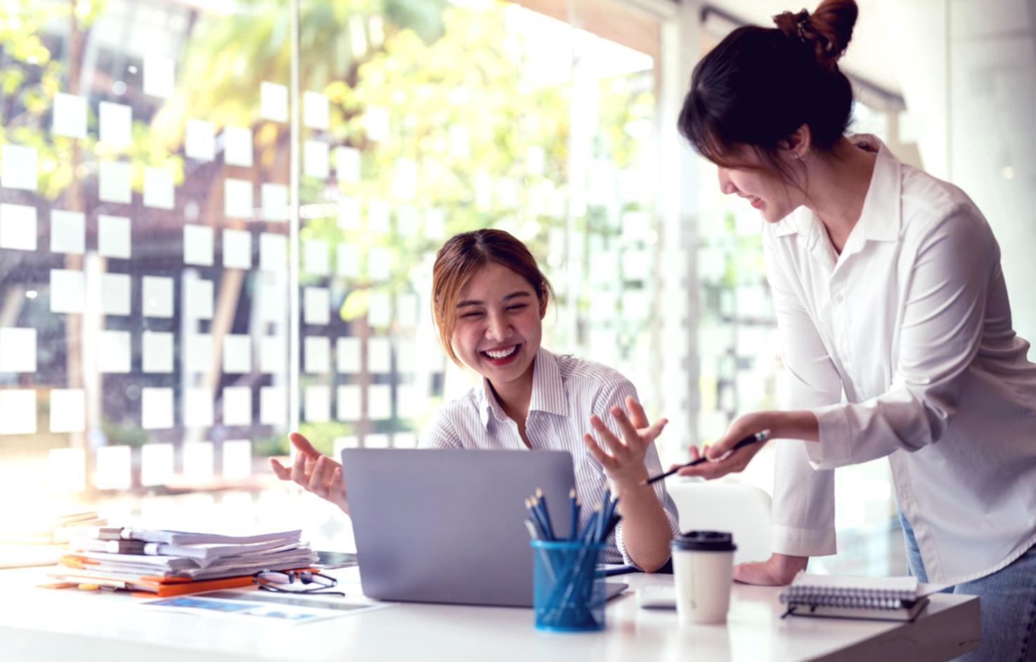 Équipe pédagogique durant une session de webinaire